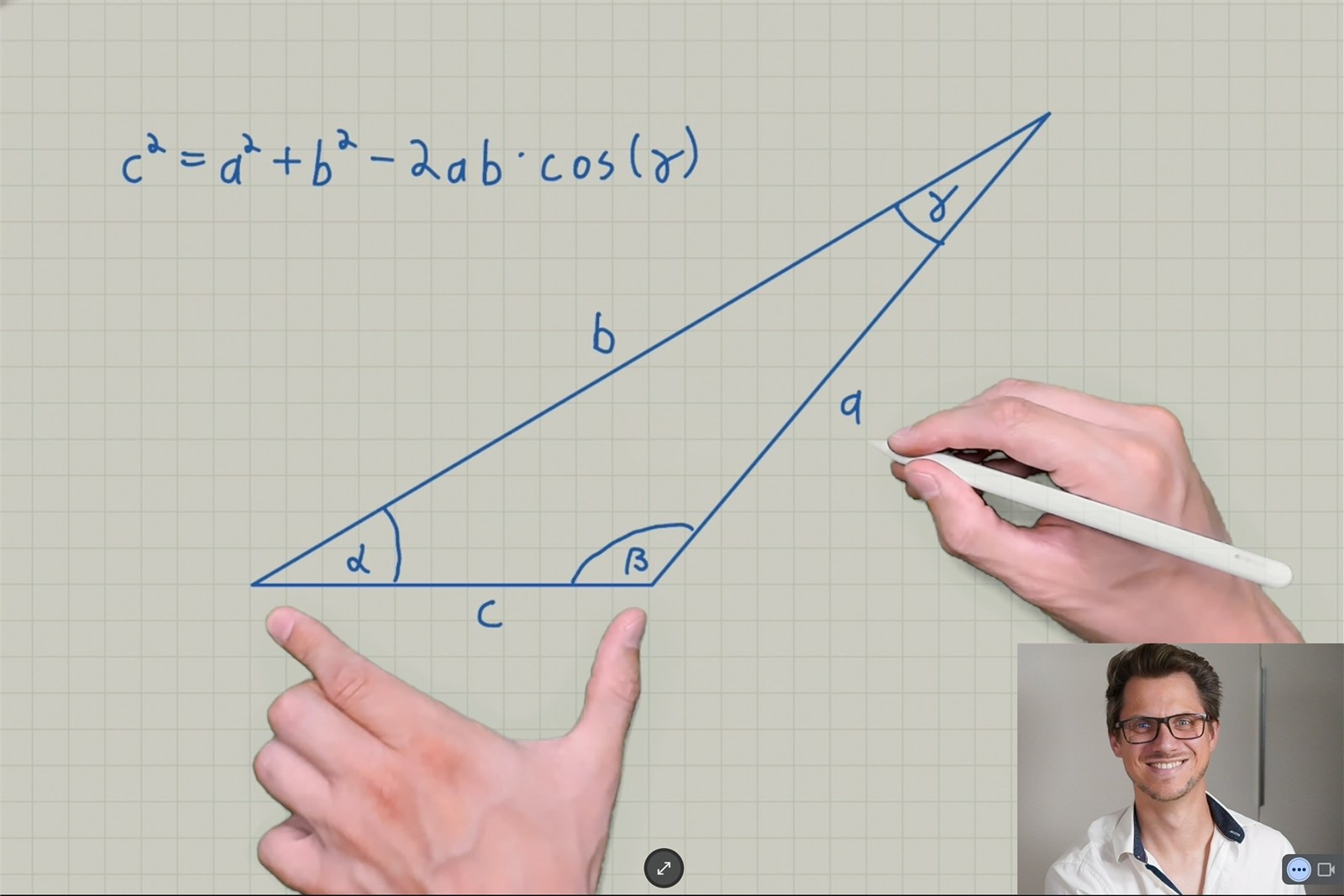 Echte Online-Unterrichtsansicht mit digitaler Mathematik-Schreibfläche, Björn Bahr und seinen eingeblendeten Händen